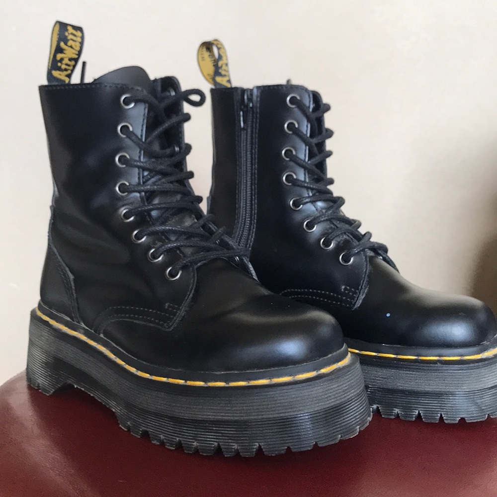 Dr. Marten Jadon Boots